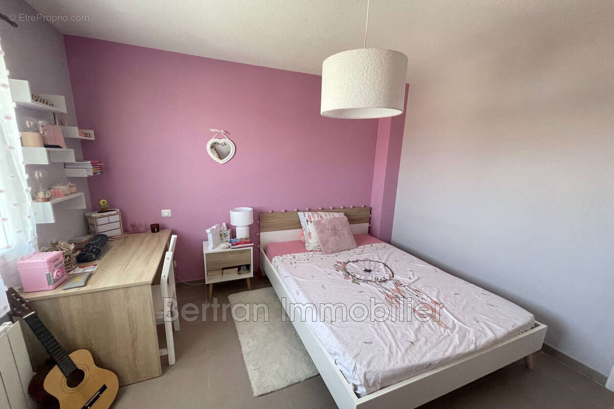 Maison 92 m² à Pia  - photo 7