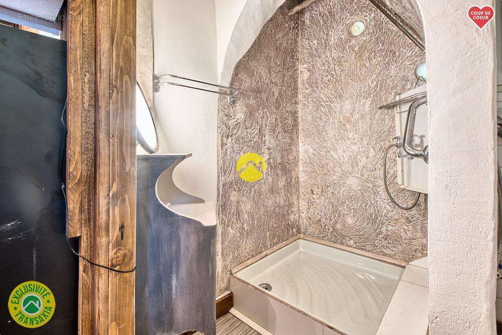 Maison à LES EYZIES-DE-TAYAC-SIREUIL