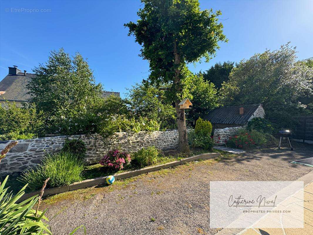 Maison ,   6 chambres , 260 m² .Terrain 2 700 m² .Guérande - photo 8