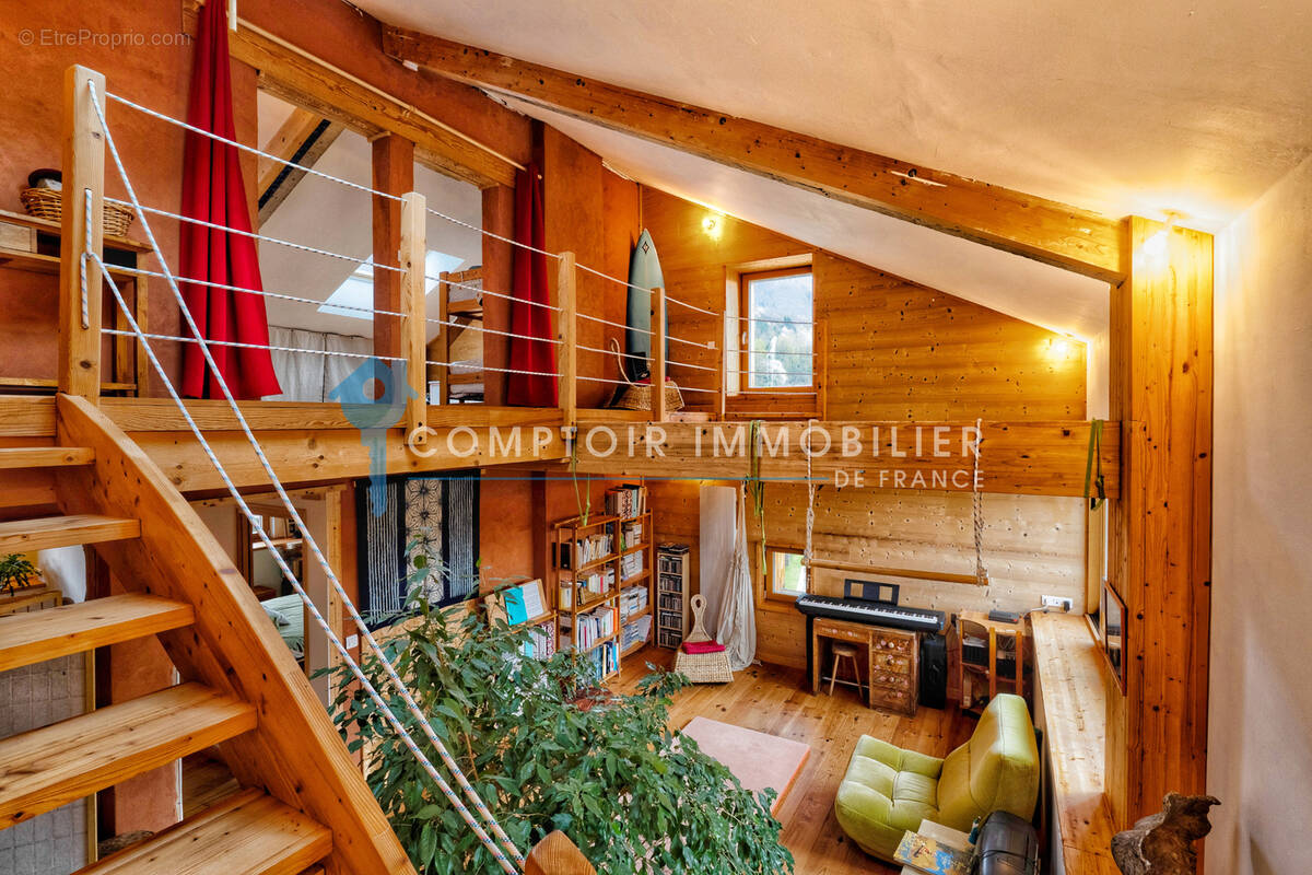 Maison à VAULNAVEYS-LE-HAUT
