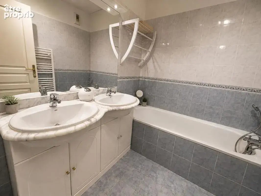 Appartement Hyères 4 pièce(s) 95 m2 - photo 9