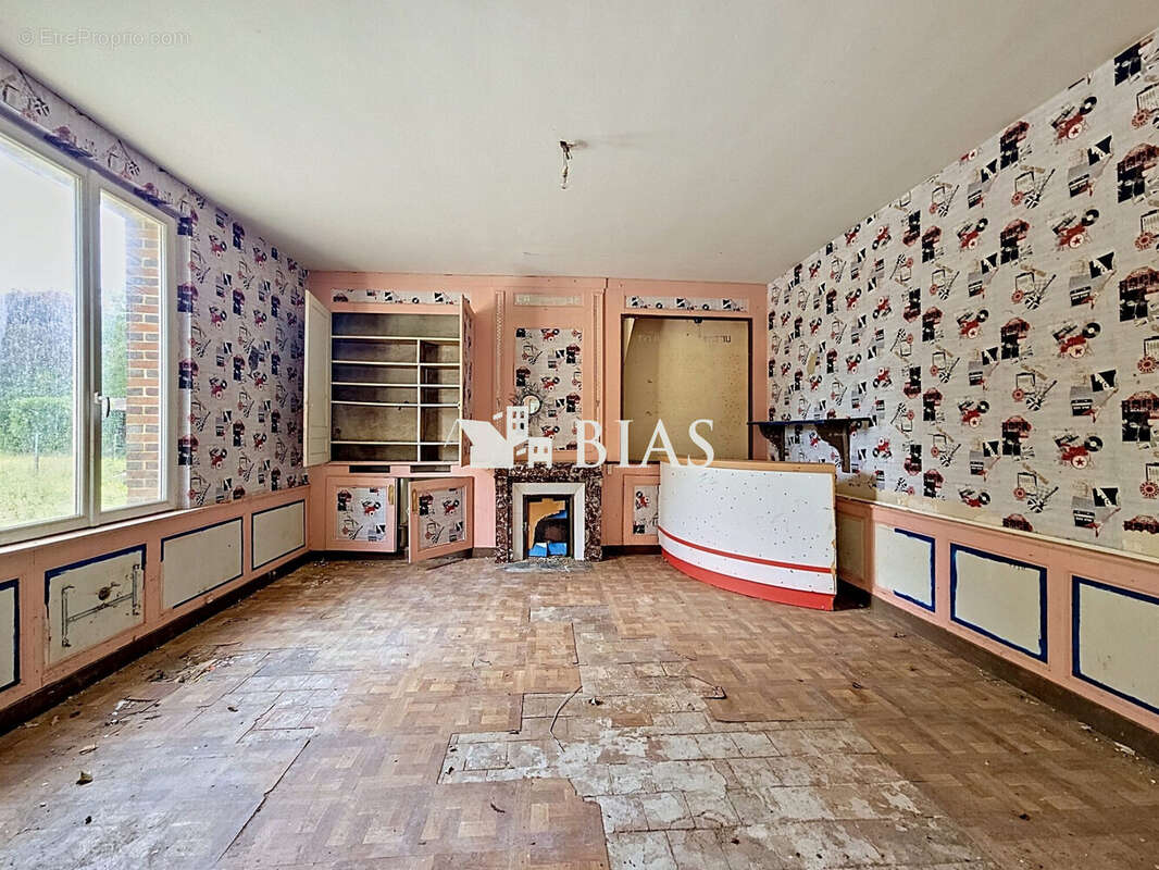 Maison à ECARDENVILLE-LA-CAMPAGNE