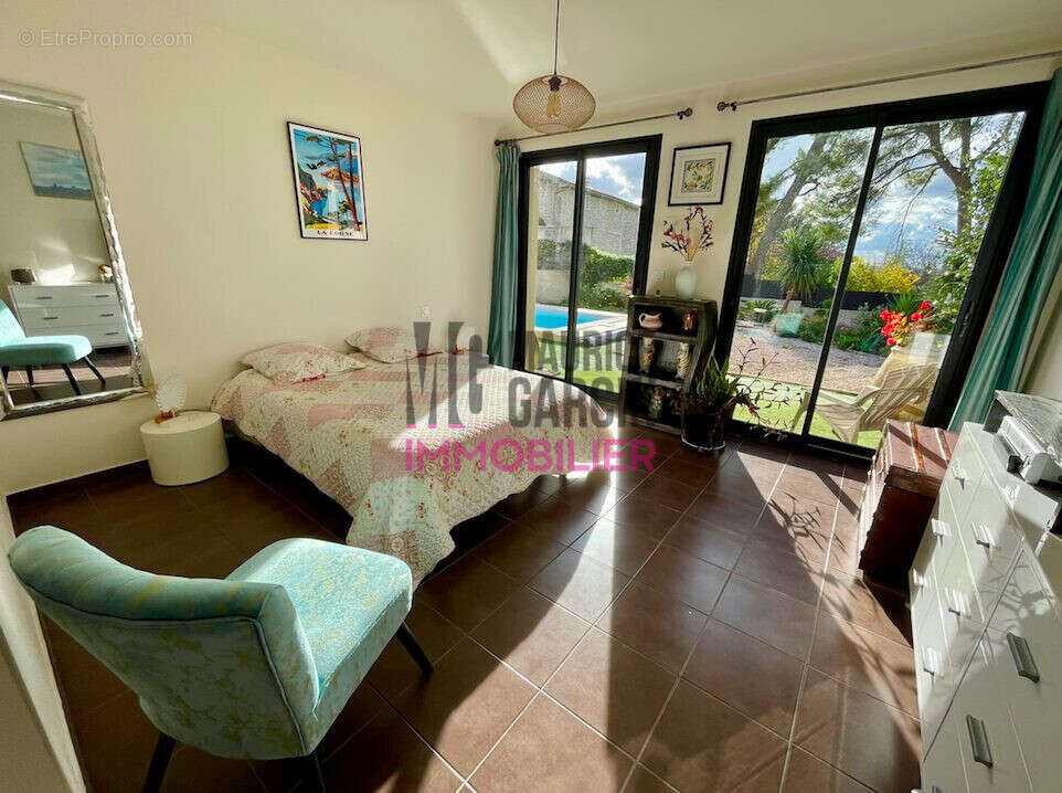 Maison à PERNES-LES-FONTAINES