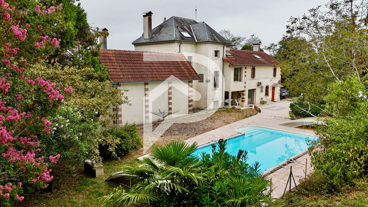 Maison à PEYREHORADE