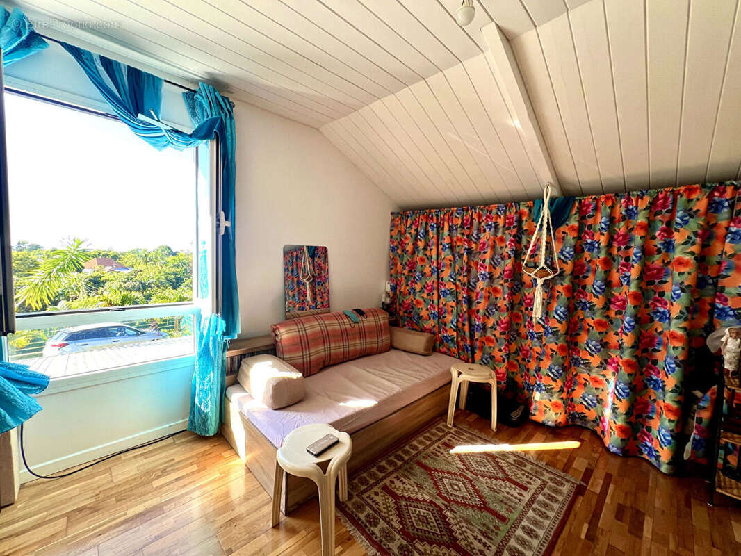 Maison à ENTRE-DEUX