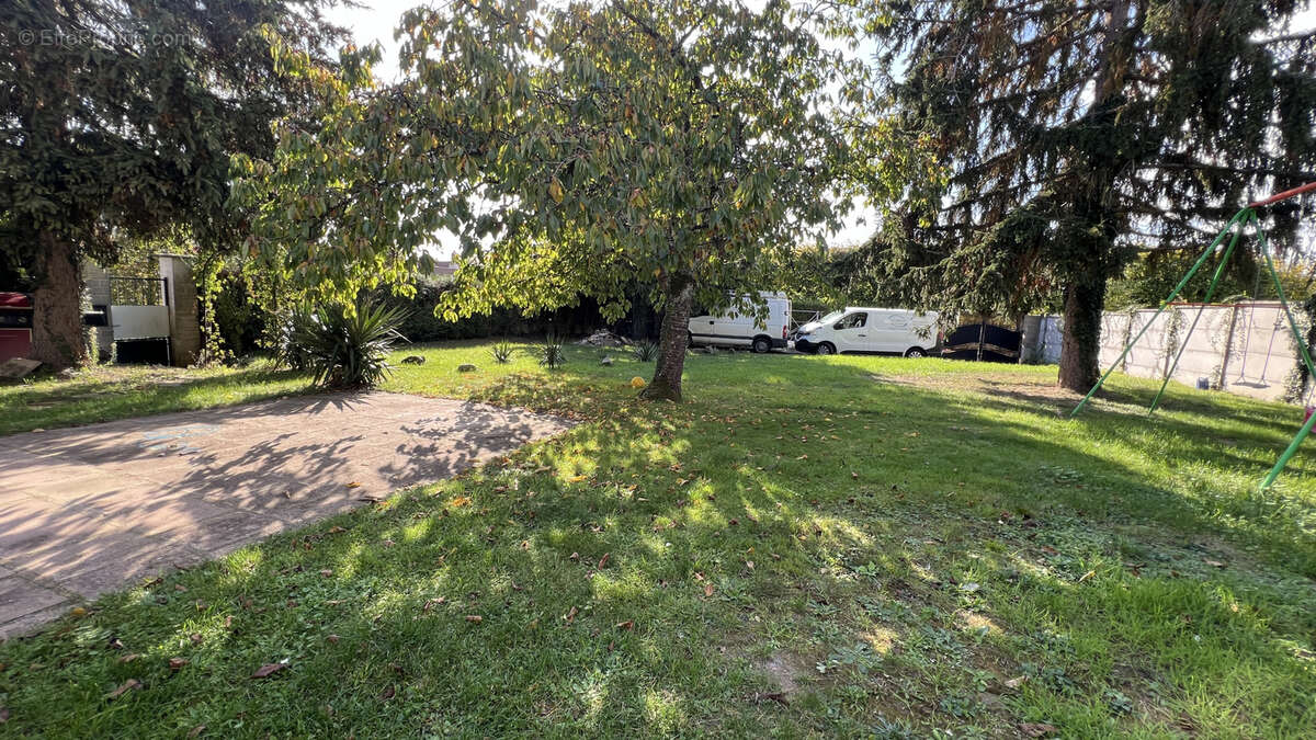 Maison à LA FERTE-ALAIS