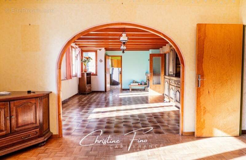 Maison à LA SALLE-LES-ALPES