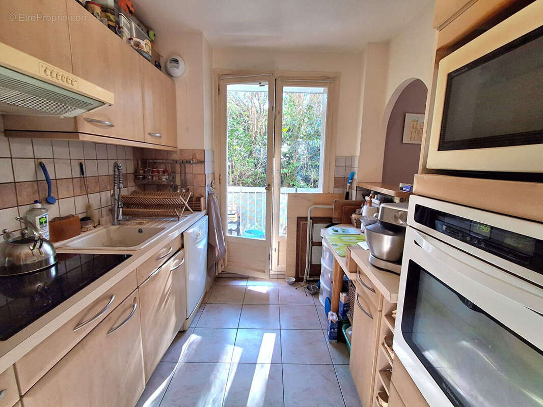 Appartement à PARIS-12E