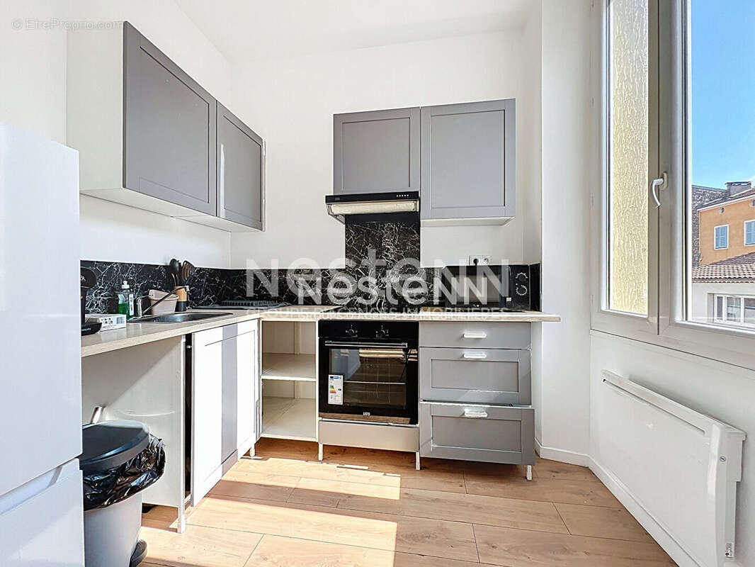 Appartement à VALLAURIS
