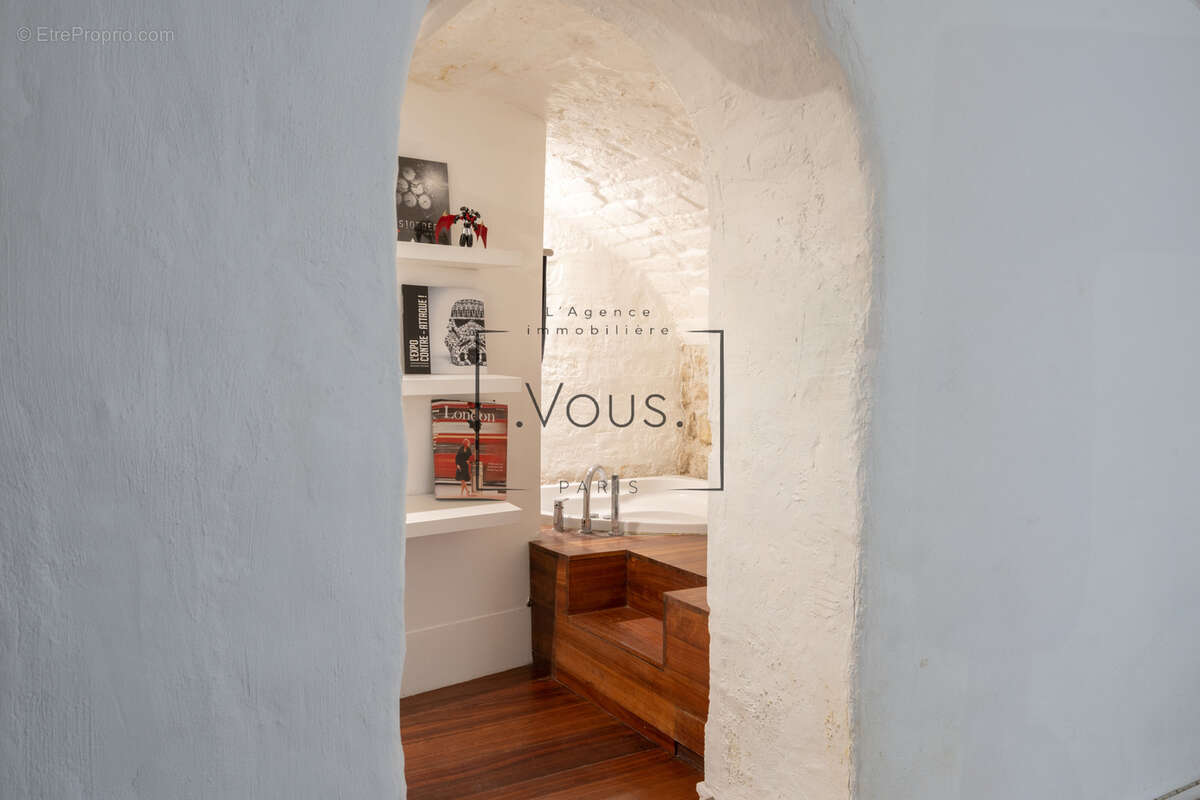 Appartement à PARIS-10E
