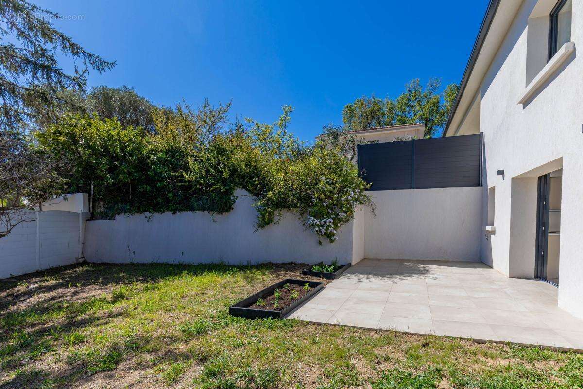 Appartement à SANARY-SUR-MER