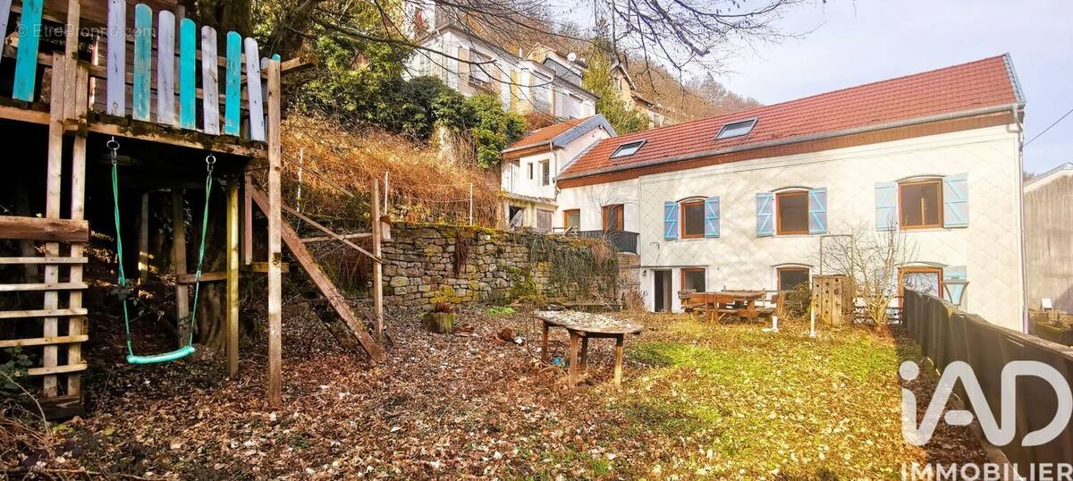 Photo 1 - Maison à PLOMBIERES-LES-BAINS