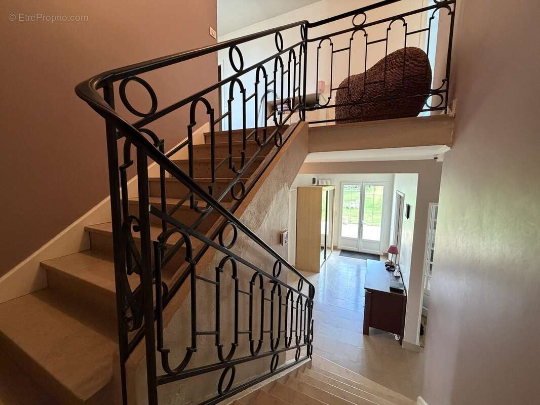 Maison à SAINT-MARTIN-SUR-OCRE