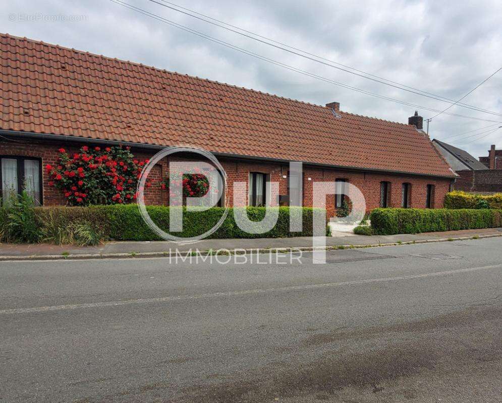 Maison à EVIN-MALMAISON