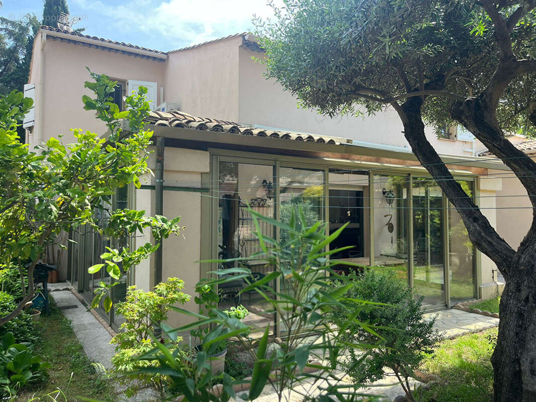 Maison à CAGNES-SUR-MER