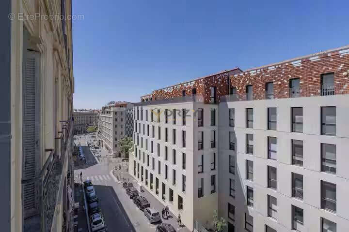 Appartement 52 m² à Marseille-2e  - photo 7