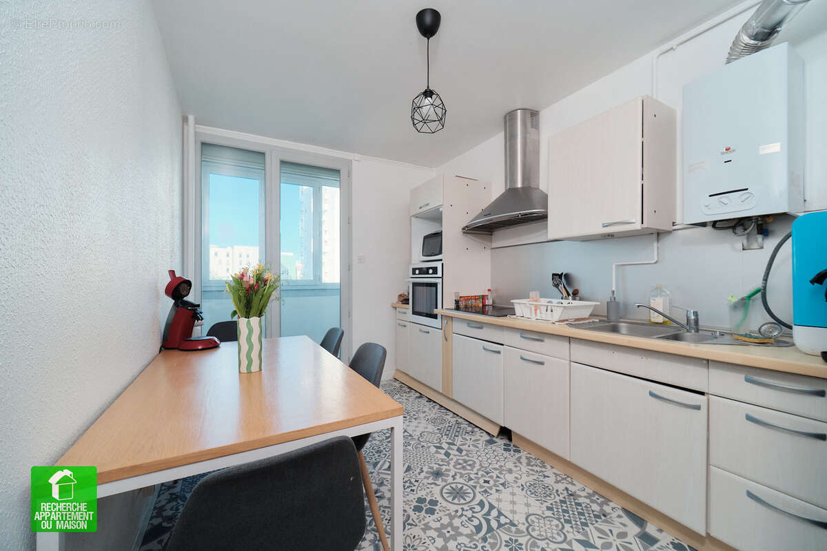 Appartement à LYON-7E