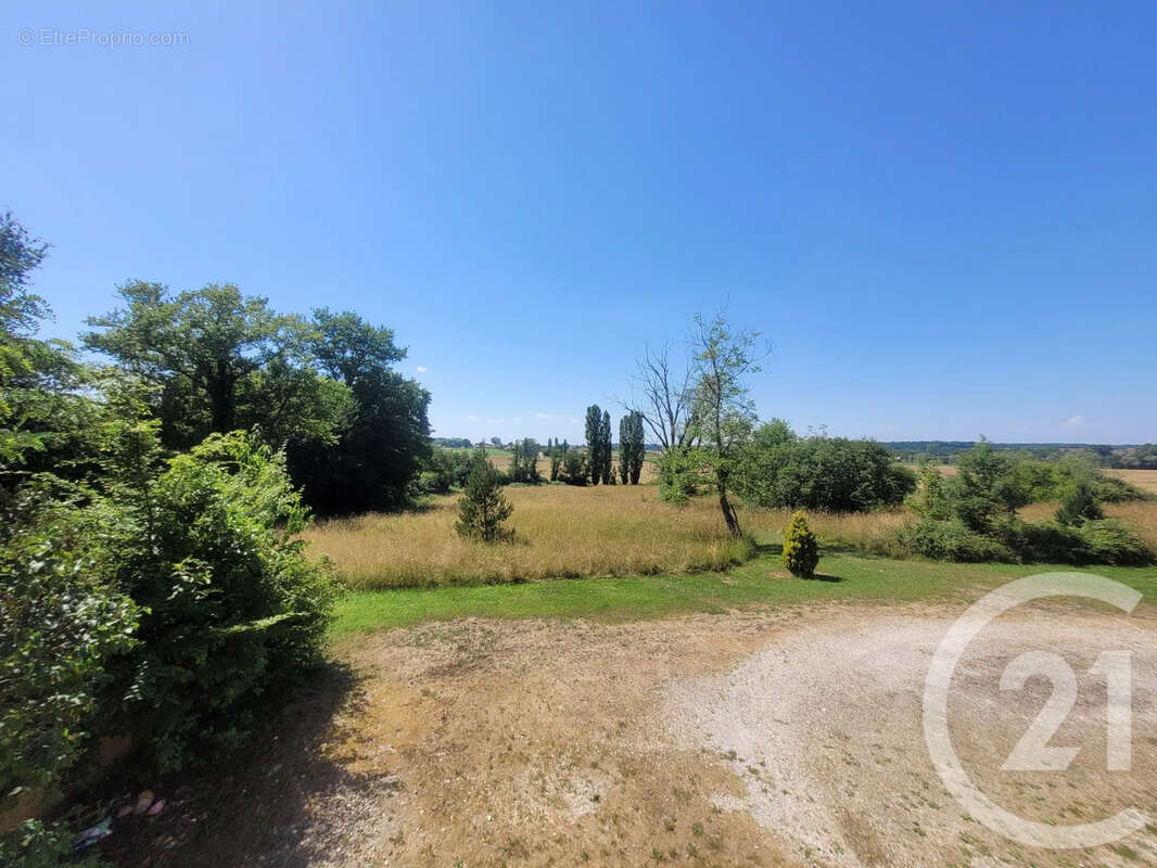 Maison 172 m² à Bruailles  - photo 18