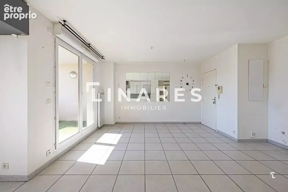 L’ESPRIT – Appartement T3 de 60m² – Balcon – 13008 - photo 3