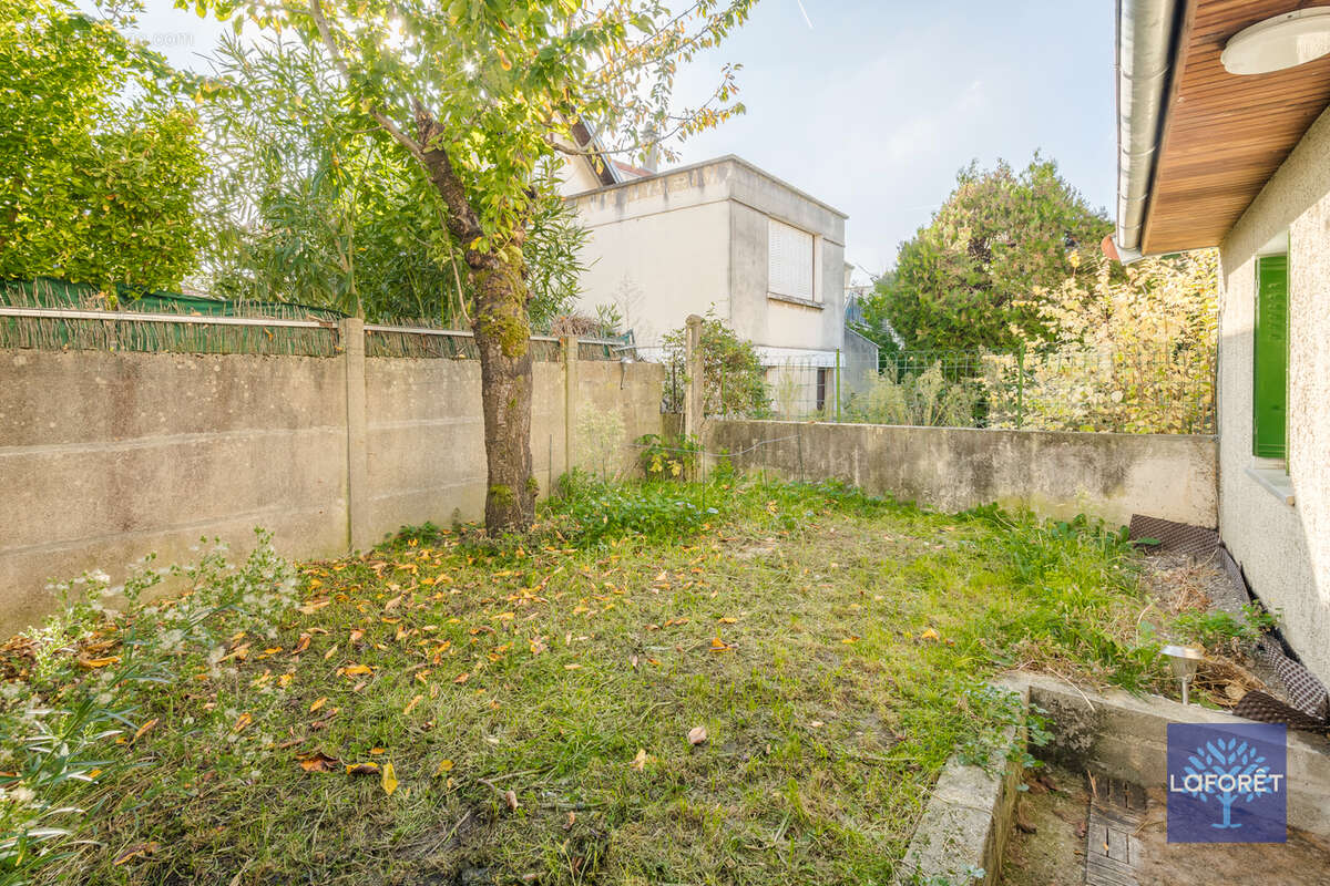 Maison à LES PAVILLONS-SOUS-BOIS