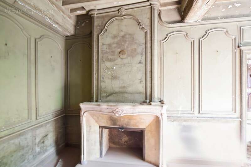 Maison à COUCHES