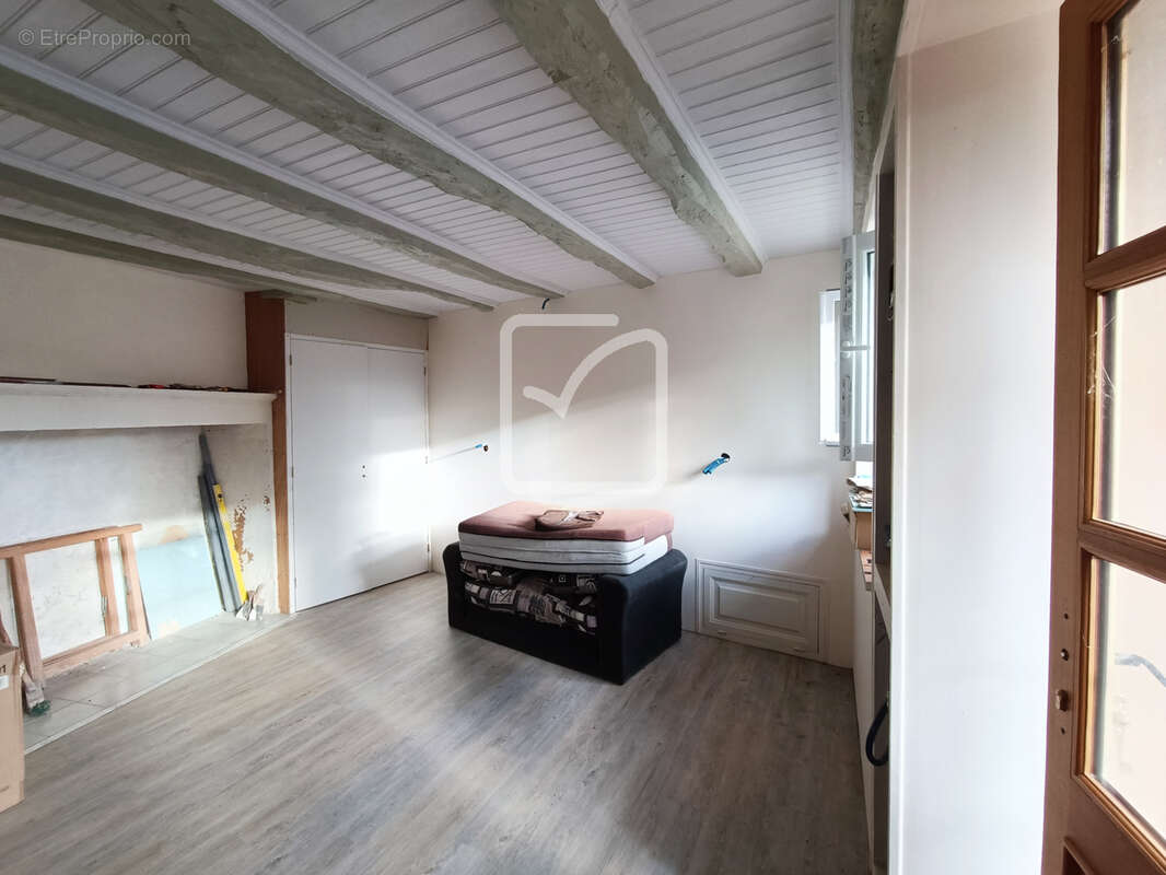 Maison à CUBJAC