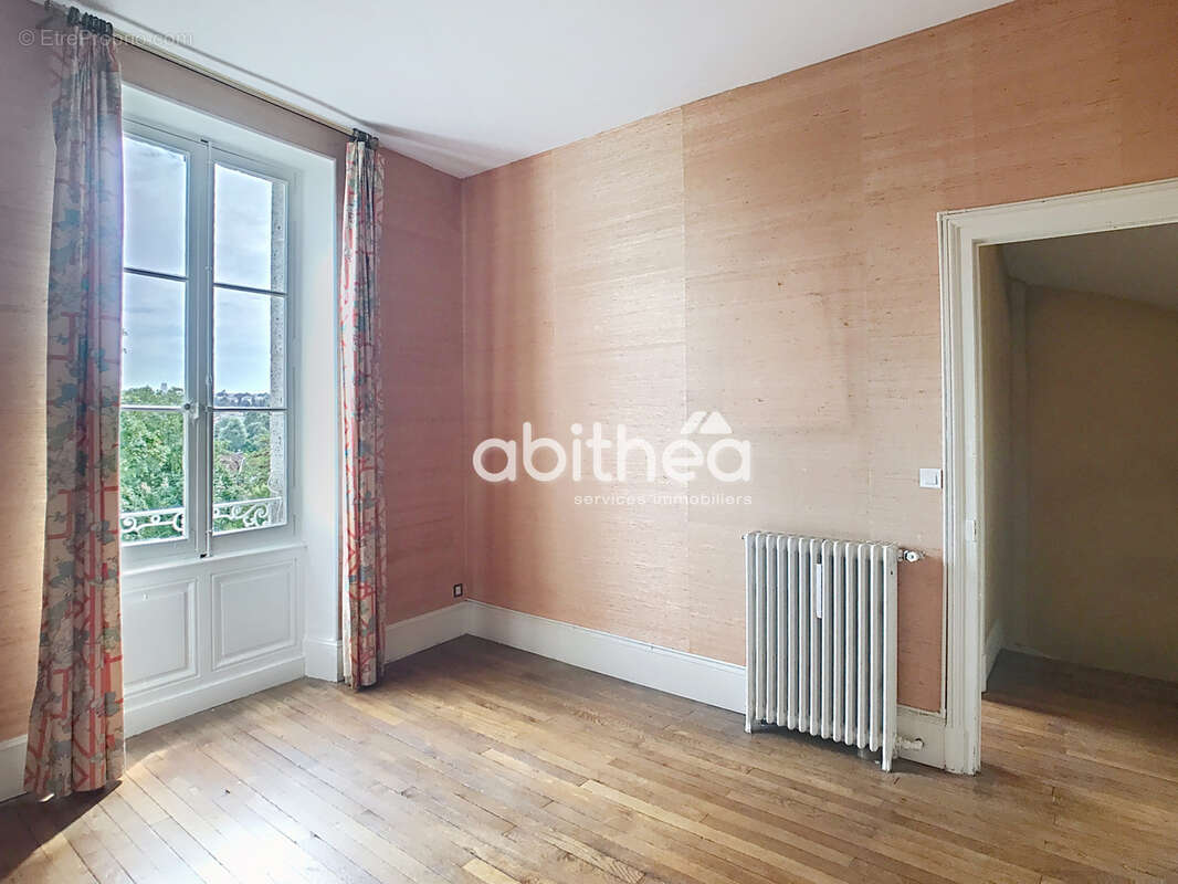 Maison de ville angouleme 179 m2 3 chambres - photo 7