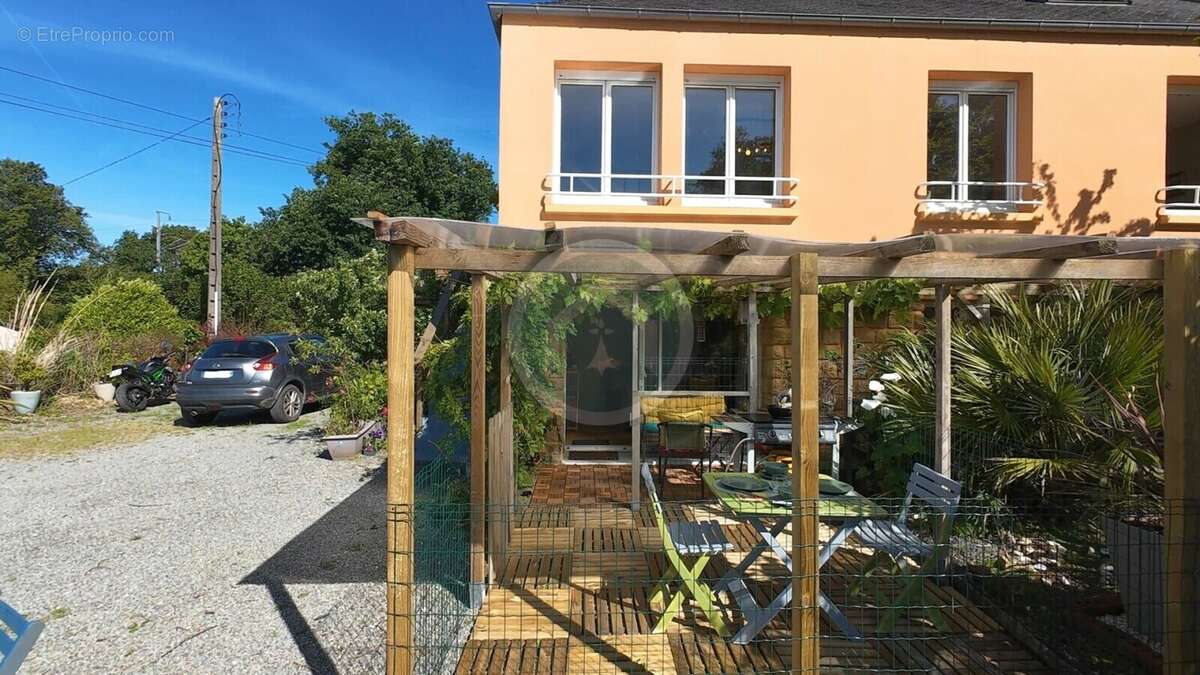 Maison à LA FOREST-LANDERNEAU