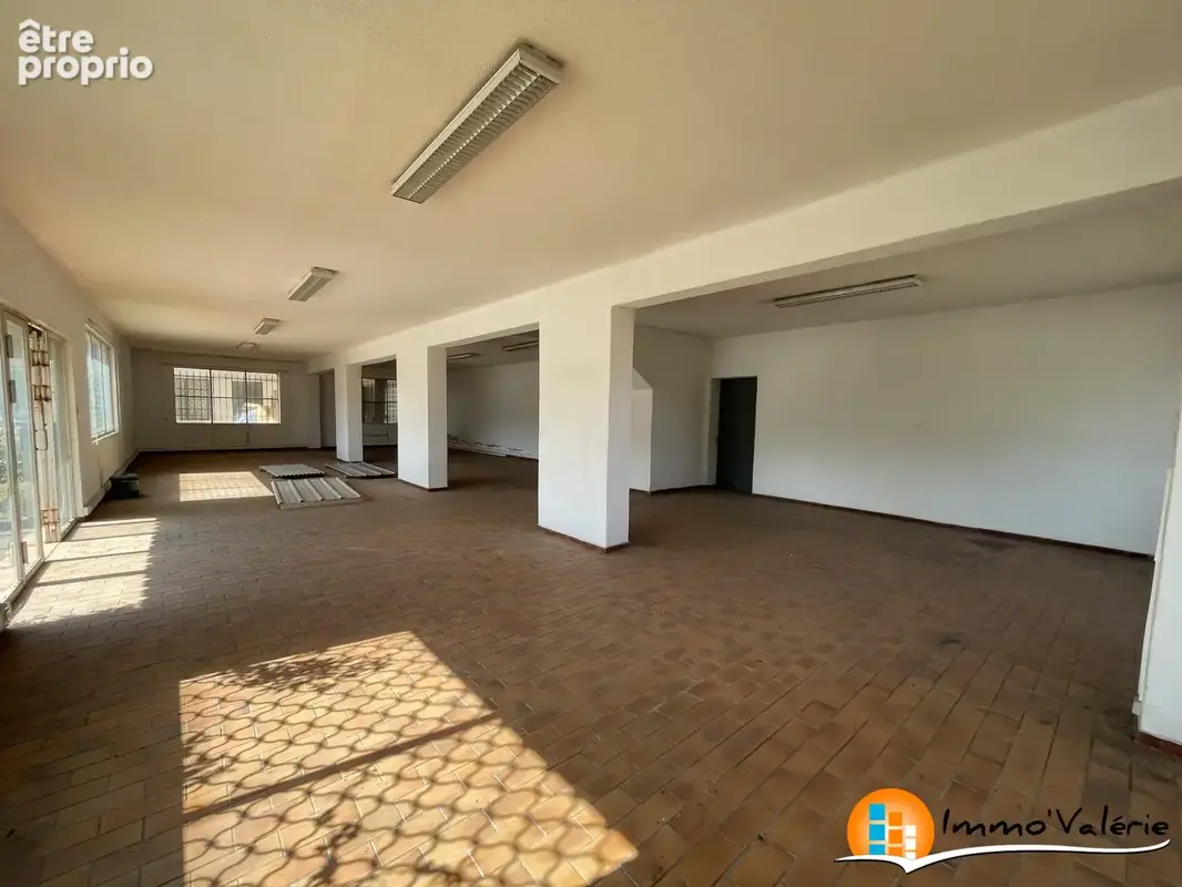 Appartement 352 m² à vendre à Charmes (88130) - photo 2