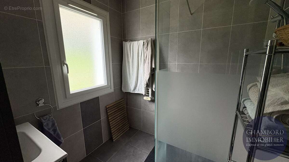 Maison à CANDE-SUR-BEUVRON