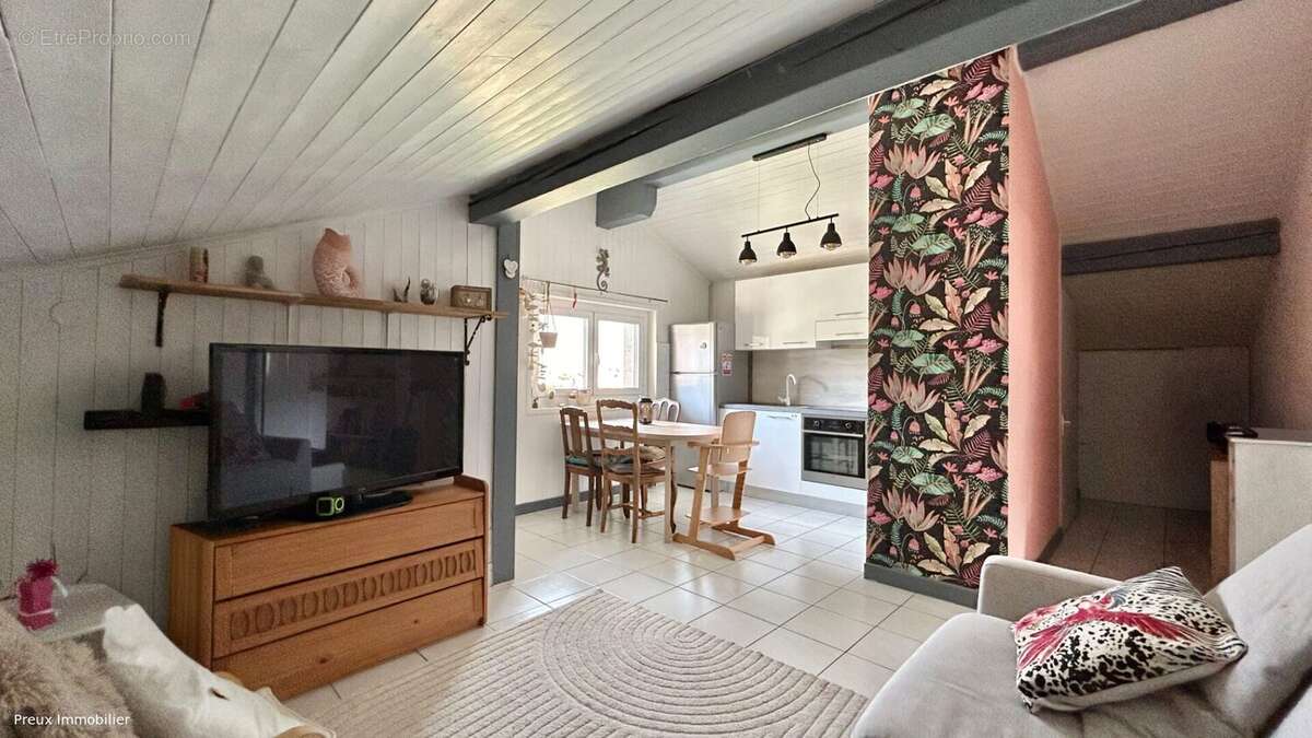 Appartement à MARIGNIER