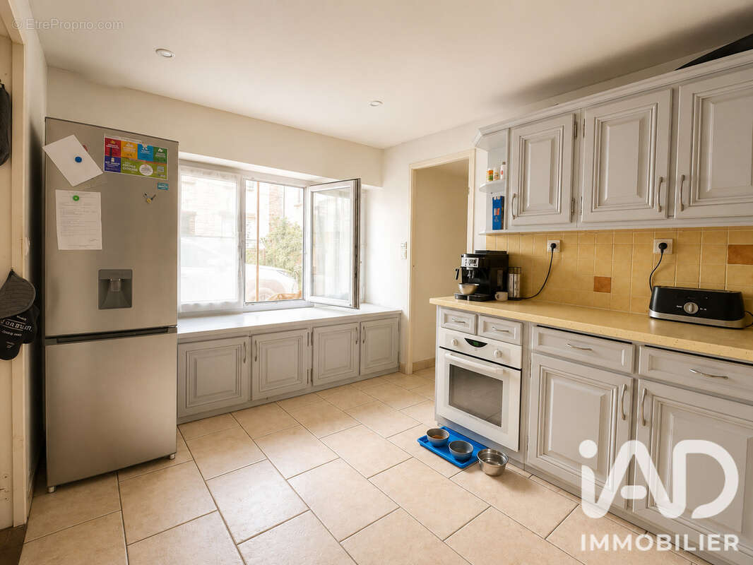 Maison 120 m² à Savigny-Sur-Orge  - photo 7