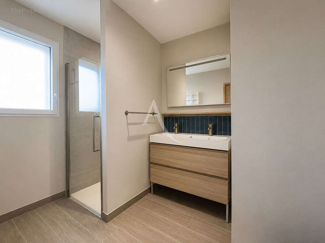 Maison Coex 4 pièce(s) 103 m2 - photo 4