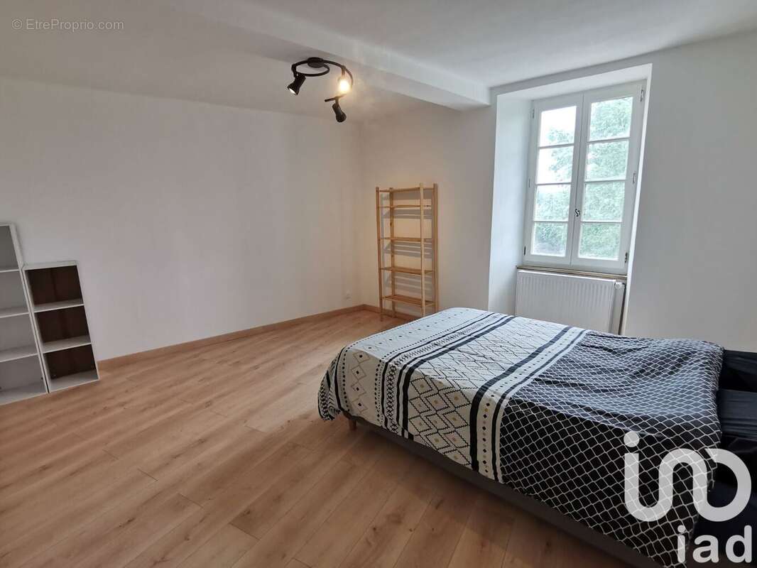 Maison 128 m² à Verdets  - photo 7