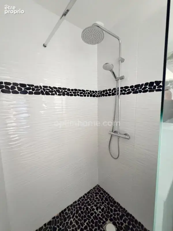 A saisir maison de plain pieds récente en  plein cœur du village  au Bois-Plage-en-Ré – - photo 32