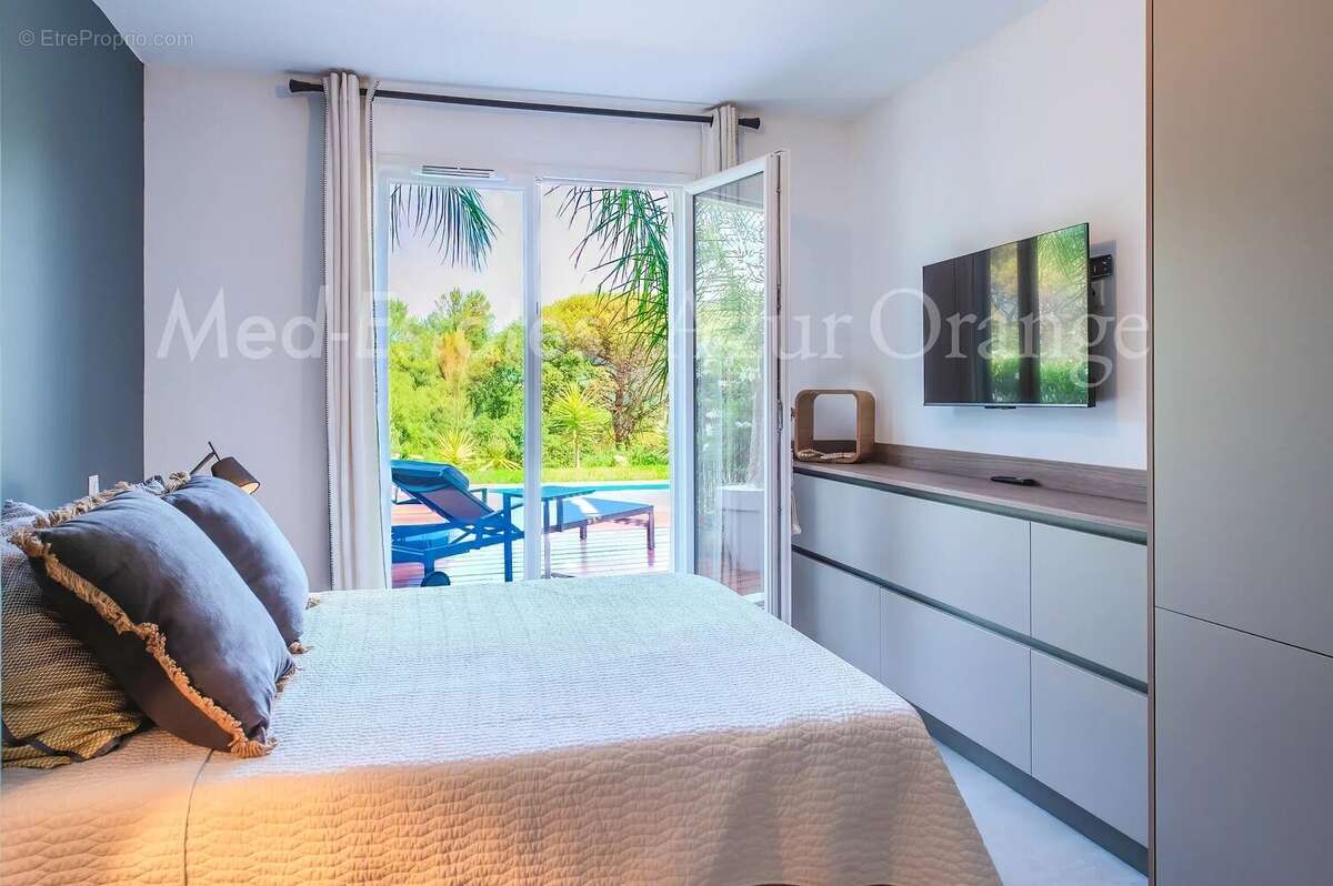 Sainte Maxime - Maison 3 chambres avec piscine - photo 16