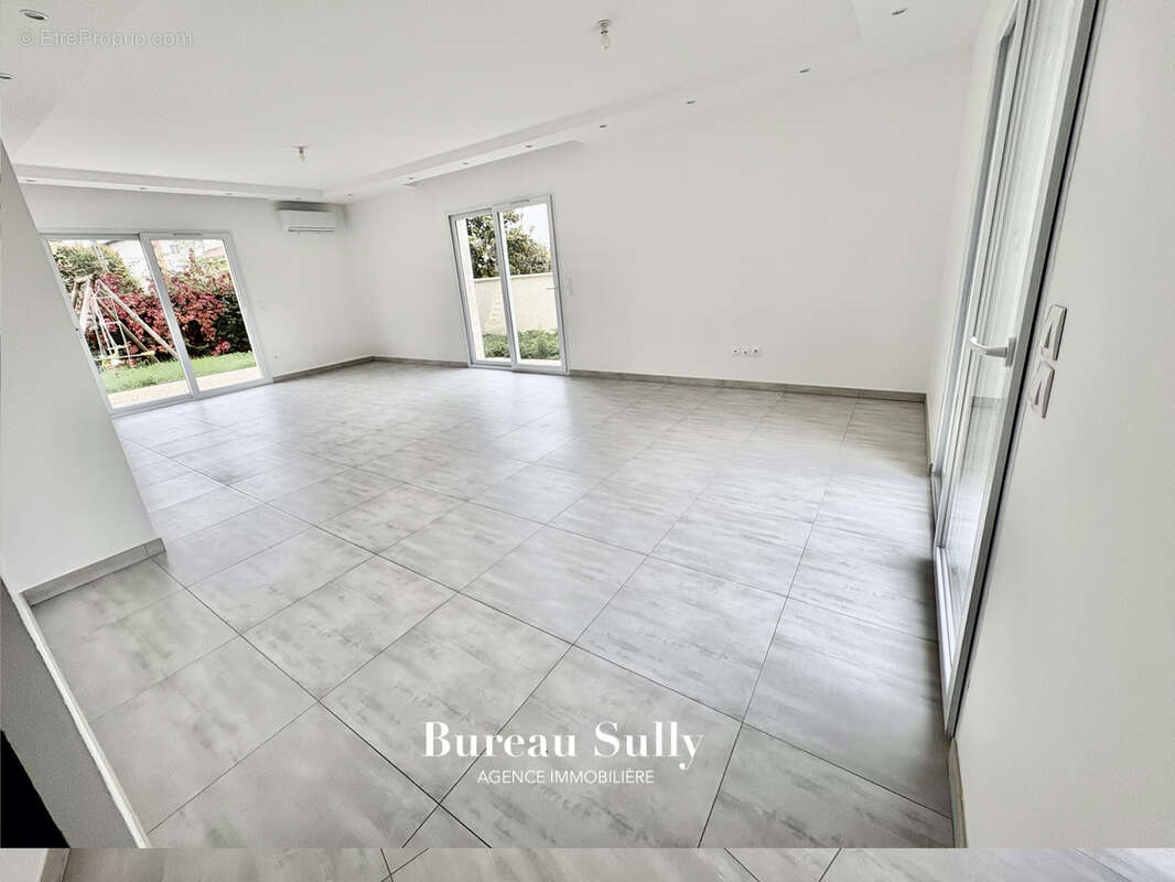 Maison à CORCELLES-EN-BEAUJOLAIS