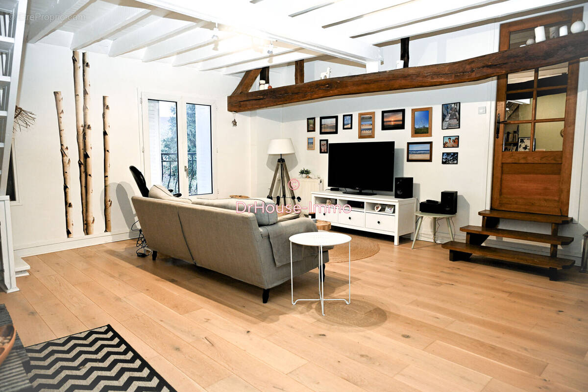 Maison à VILLAINES-SOUS-BOIS