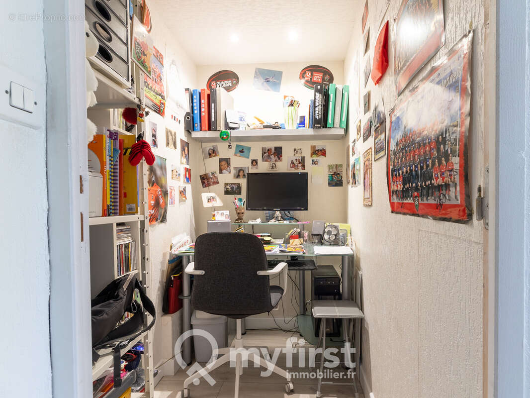 Appartement à LA VALETTE-DU-VAR