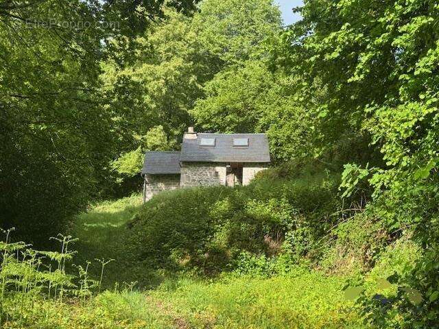 Maison à TREIGNAC