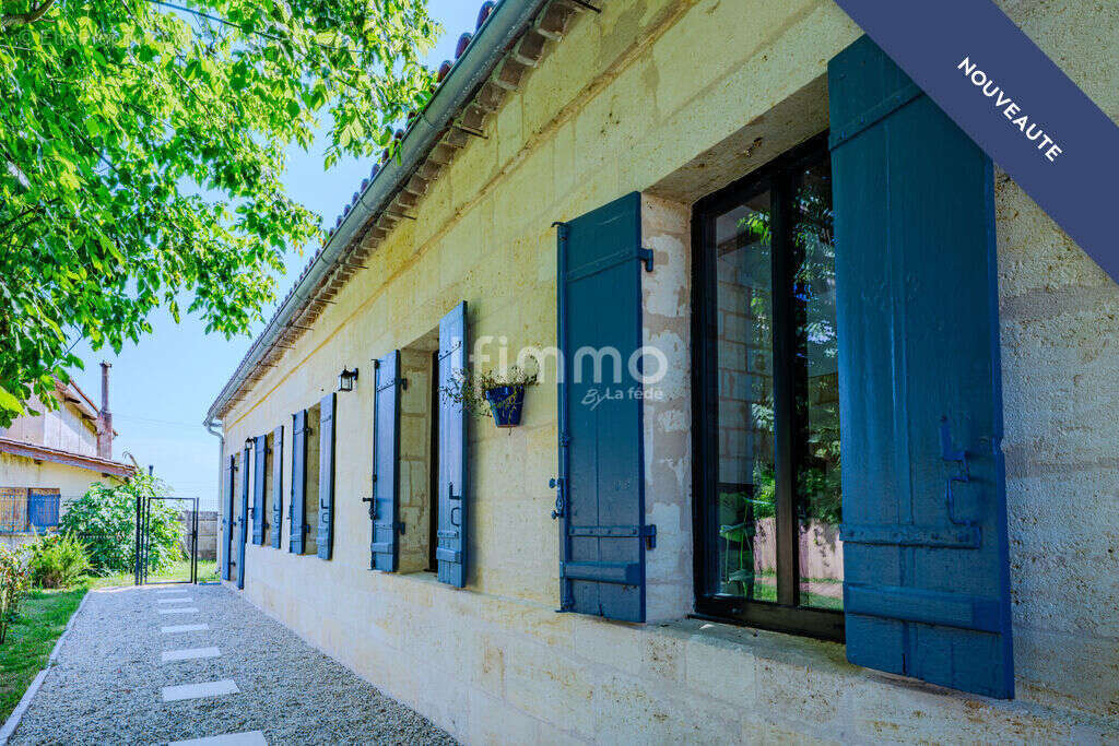Propriété en pierre de caractère avec dépendance - photo 12