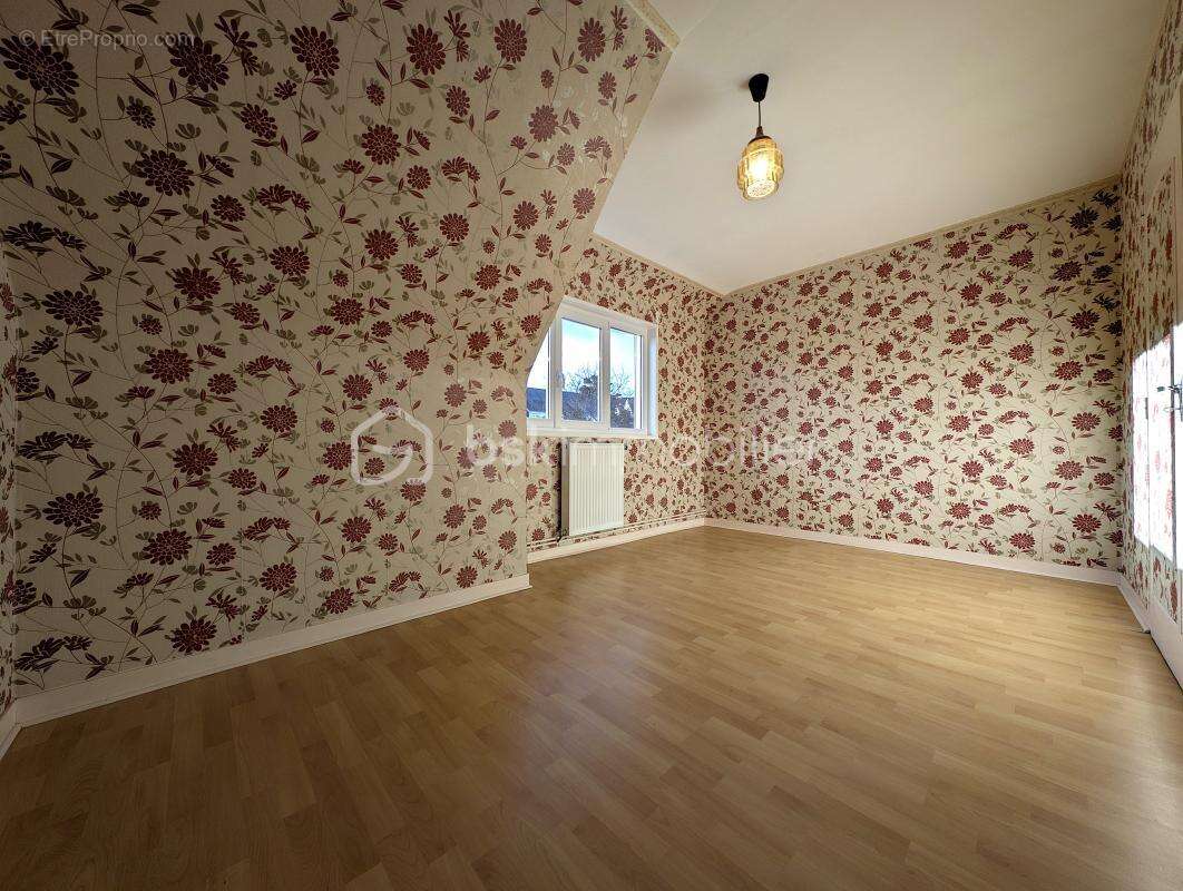 Maison à EQUEURDREVILLE-HAINNEVILLE