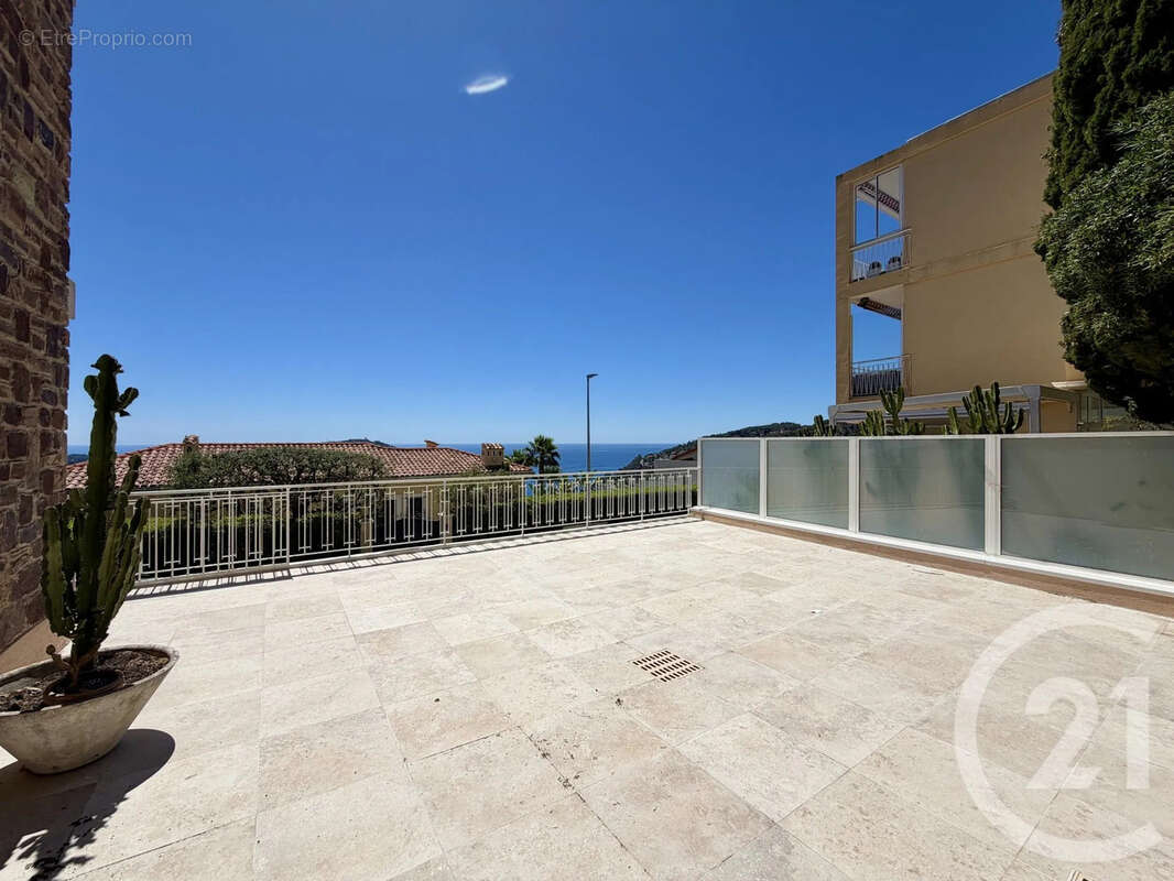 Appartement à VILLEFRANCHE-SUR-MER