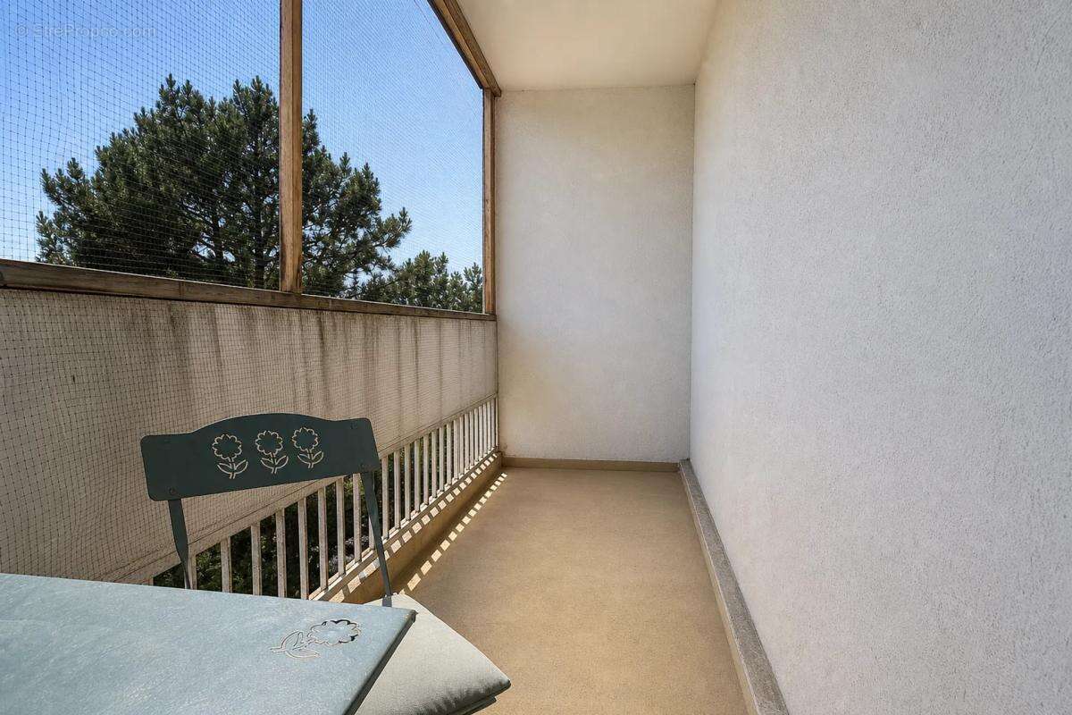 Appartement de 4 pièces de 77 m² à Bourges - photo 5