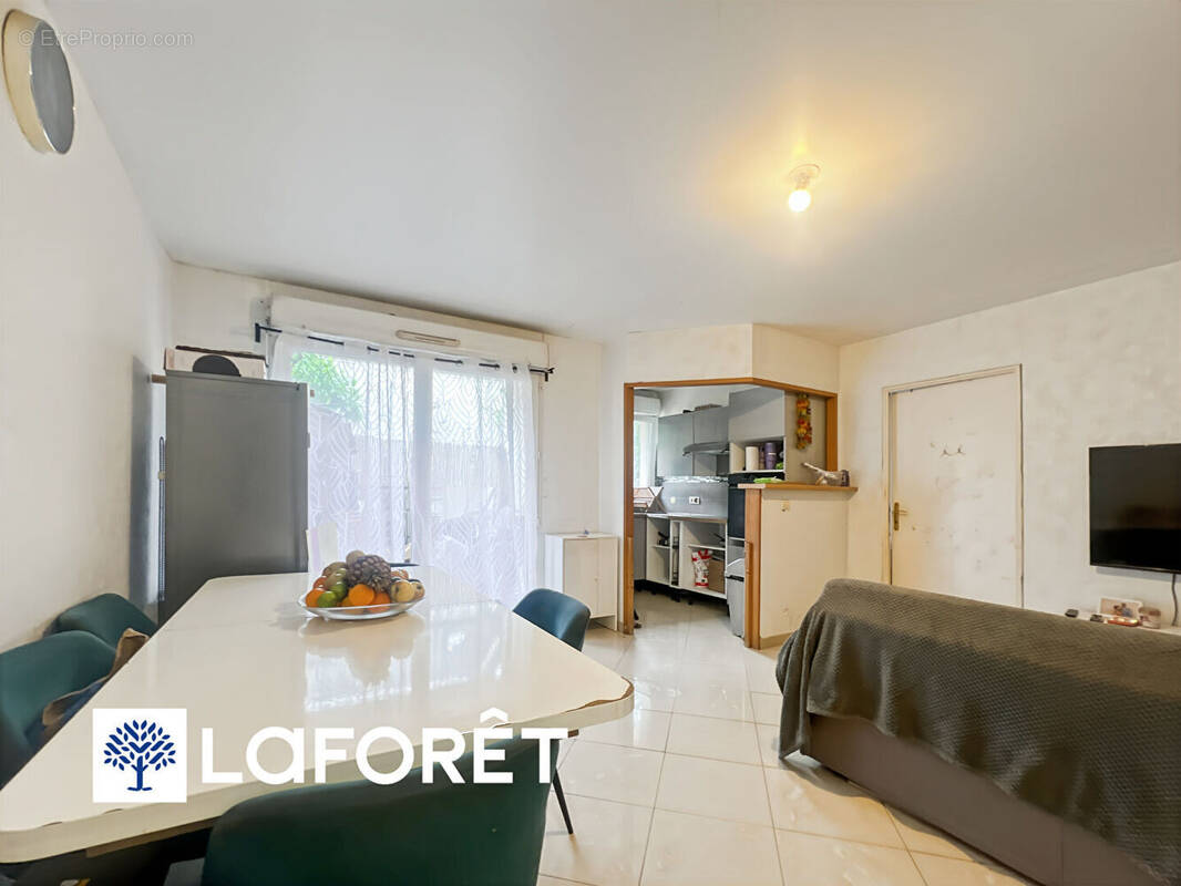 Appartement à GRIGNY