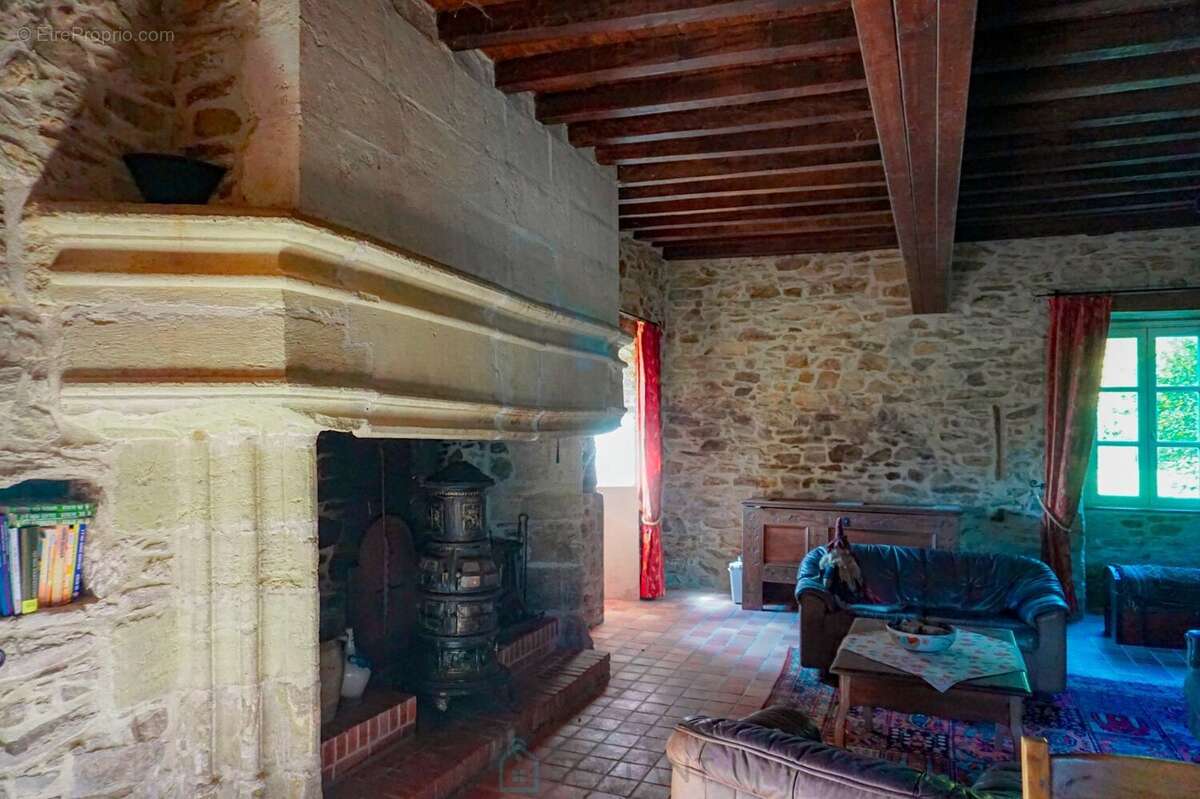 Maison à SAINT-JORY-DE-CHALAIS