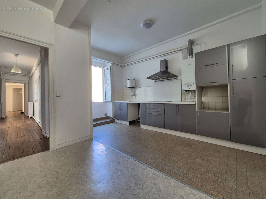 NANTES centre - bel appartement 5 pièces de 143 m² - photo 3