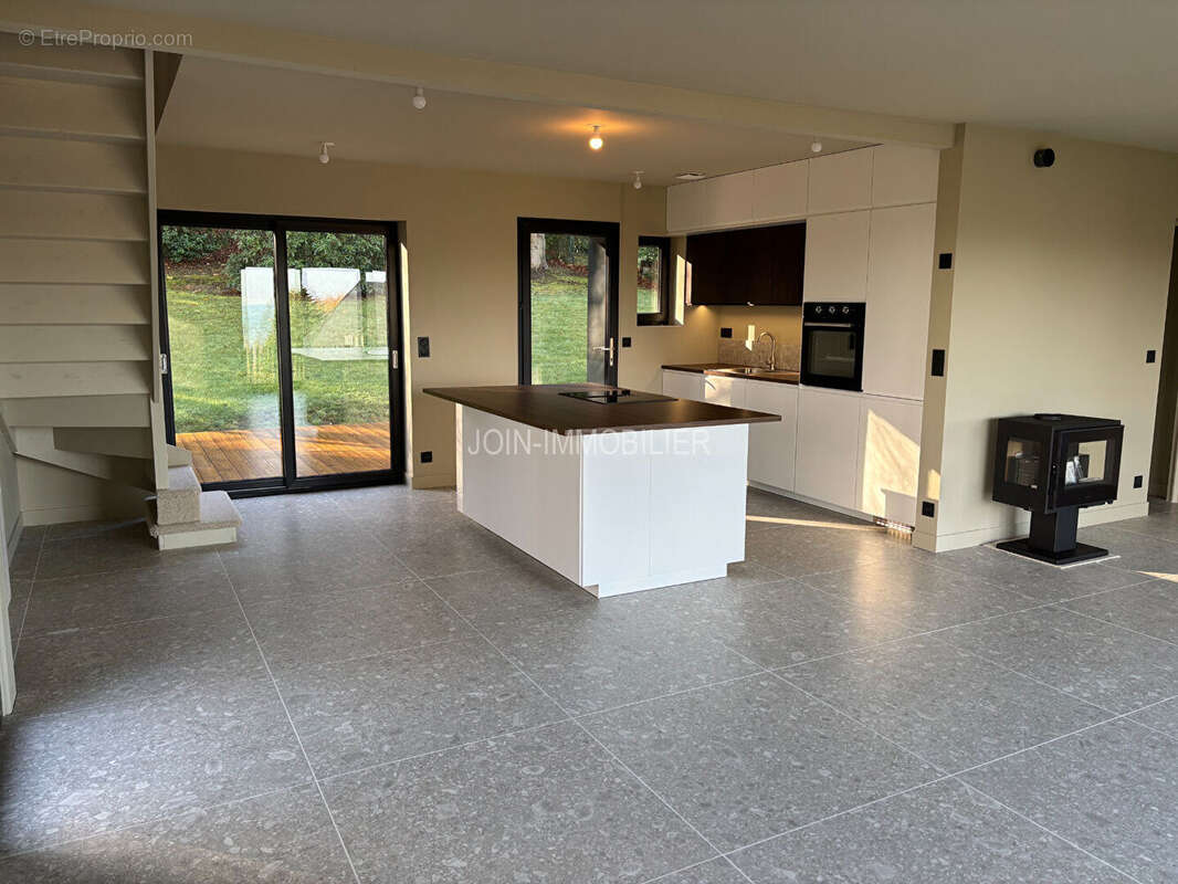 Maison à HAUTOT-SUR-MER