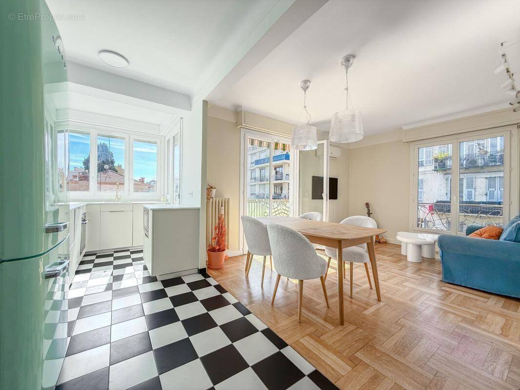 Appartement à NICE