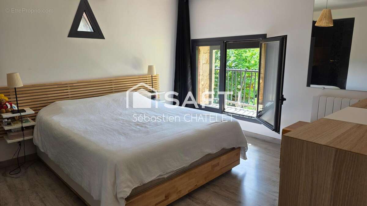 Photo 6 - Maison à LA CHAPELLE-DU-MONT-DU-CHAT